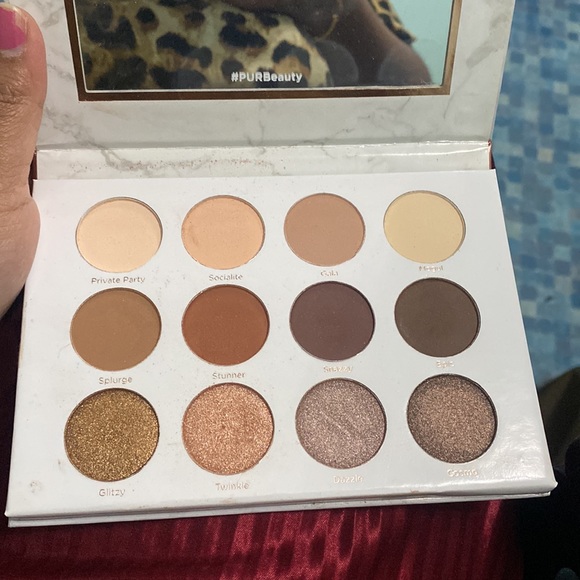 Like NEW PUR cosmetics palette - Picture 3 of 3